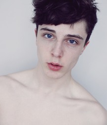 Pinups 45 5705f3439b416.jpg