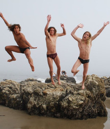 Boys From The Net 30 572d7f3547df0.jpg