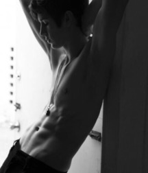 Black and White  5731ad962655c.jpg