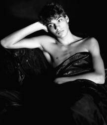 Black and White  5731adc22eb12.jpg