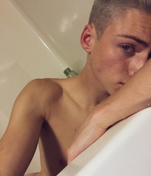 Boy From The Net 35 5741bfe9b5665.jpg