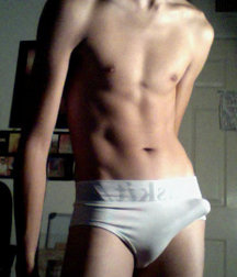 Pinups 64 5776890a83b23.jpg