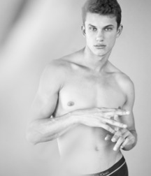 Pinups 66 577e120ae00be.jpg