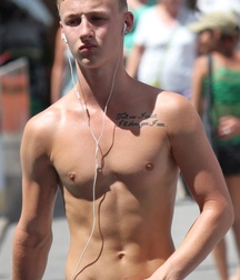 Boys From The Net 41 5783839338a33.jpg