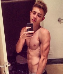 Ragazzi Carini 151 578cc7391f43d.jpg