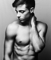 Schönen Jungen 123 57a4a45b0f770.jpg