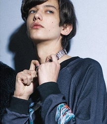 Beaux Garcons 129 57a597a78cf96.jpg