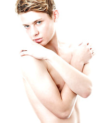 Pinups 74 57a75e784ebd5.jpg