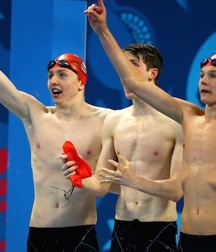Swimmers 57ad5c0769159.jpg