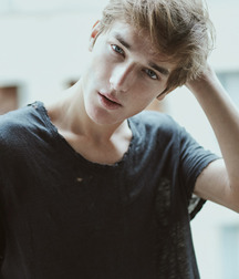 Beaux Garcons 132 57b28563b4e7c.jpg