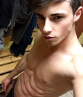 Chicos muy guapos 14 57d428ef27558.jpg