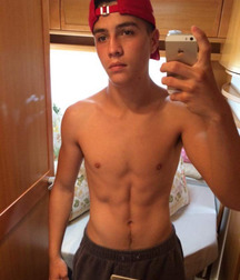 Chicos muy guapos 21 57f6beb59ea00.jpg