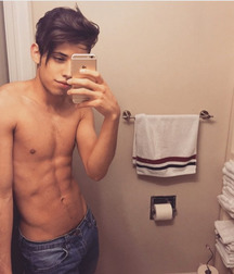  Chicos muy guapos 25 580c4ce04efde.jpg