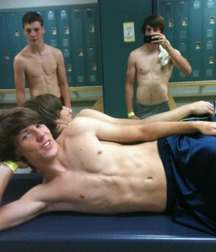 Boys From The Net 85 5818b3bed27d9.jpg