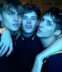  Chicos muy guapos 30 581a212a0b7c3.jpg