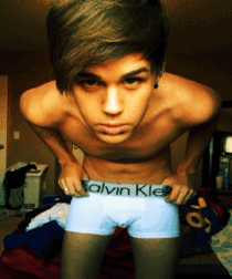  Chicos muy guapos 30 581a2132db740.gif