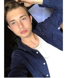  Chicos muy guapos 33 581a22173f278.jpg