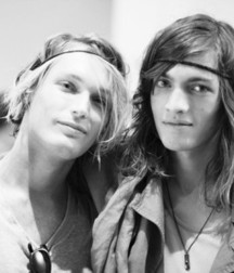 Chicos muy guapos 34 582f08c6811a5.jpg