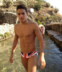 Chicos muy guapos 35 582f08f563f8e.jpg