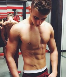 Chicos muy guapos 37 582f099911116.jpg