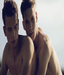 Ragazzi Carini 193 58333a3ad7aa9.gif