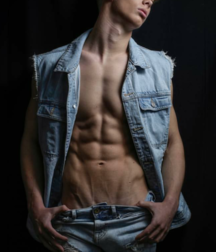 Pinups 111 583c3b23f37d4.png