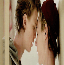 Isak and Evan 58406563d0388.gif