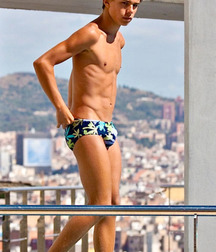 Beaux Garcons 141 584176f1bd6e7.jpg