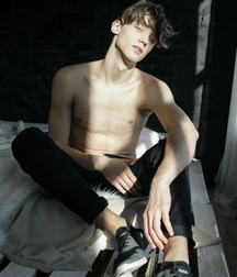Beaux Garcons 145 584178779b715.jpg