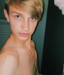 Schönen Jungen 160 584e9c87bc0fc.jpg