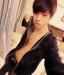 Beaux Garcons 149 585bbf5cd3af7.jpg
