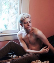 Boys From The Net 92 586606b4f159b.jpg