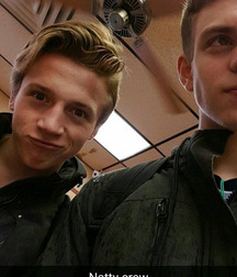 Boys From The Net 94 586607a08bd47.jpg