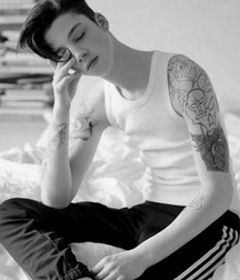  Pinups 123 587509b7a9e41.jpg