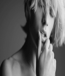  Pinups 124 58750a3fe453e.gif