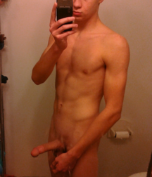 Beaux Garcons 155 588c137d47a5b.png