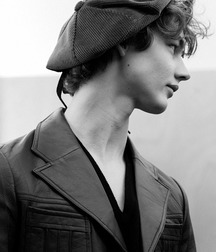 Beaux Garcons 158 588c1587cfcc4.jpg