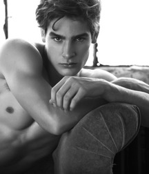 Beaux Garcons 159 588c15e55e80f.jpg