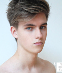 Beaux Garcons 160 588c167e8f8ce.jpg
