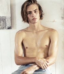 Boys From The Net 96 588c182bb84d1.jpg