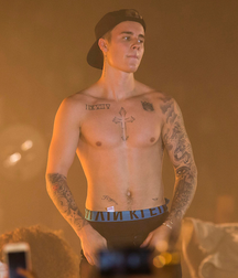 Justin 586f5a673e0e3.png