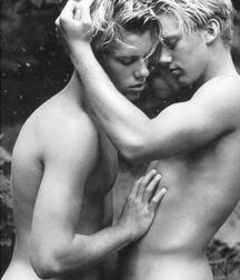 TWIN MODELS boys porn brother models  5f13e01445584.jpg