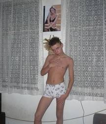 Blond Twink 5d2403661c4b7.jpg