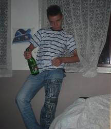 Blond Twink 5d24038eeca47.jpg