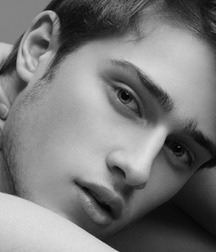 Max 4 Aaron 5b9d843e6320a.jpg