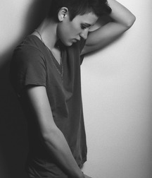 Black-and-white photographs 5bcf8ff9a0cb6.jpg