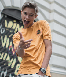 Boys For Me And For You 5cfeaadd29768.jpg