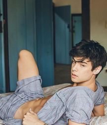 Boys For Me And For You 5cfeab2430f42.jpg