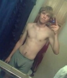 Hotties 5aca612d09600.jpg