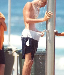 Hotties 5aca65f6af460.jpg